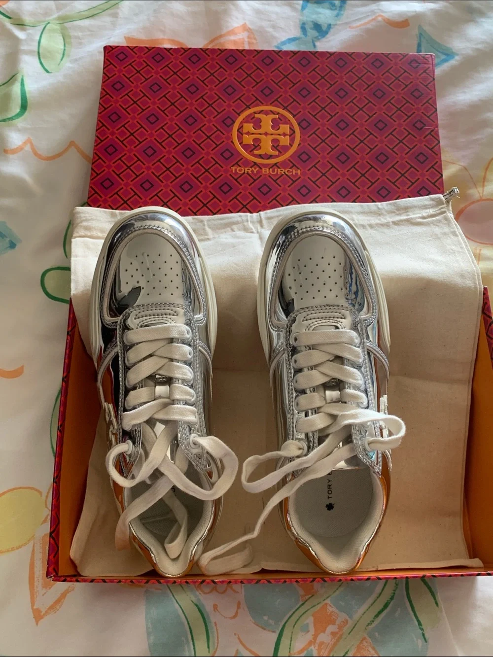 TORY BURCH Women's Clover Court Lace Up Low Top Sneakers  Color: Argento SIZE: 5